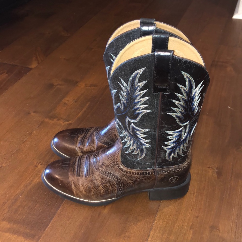Men’s Ariat Cowboy Boots Sz 11D GREAT CONDITION